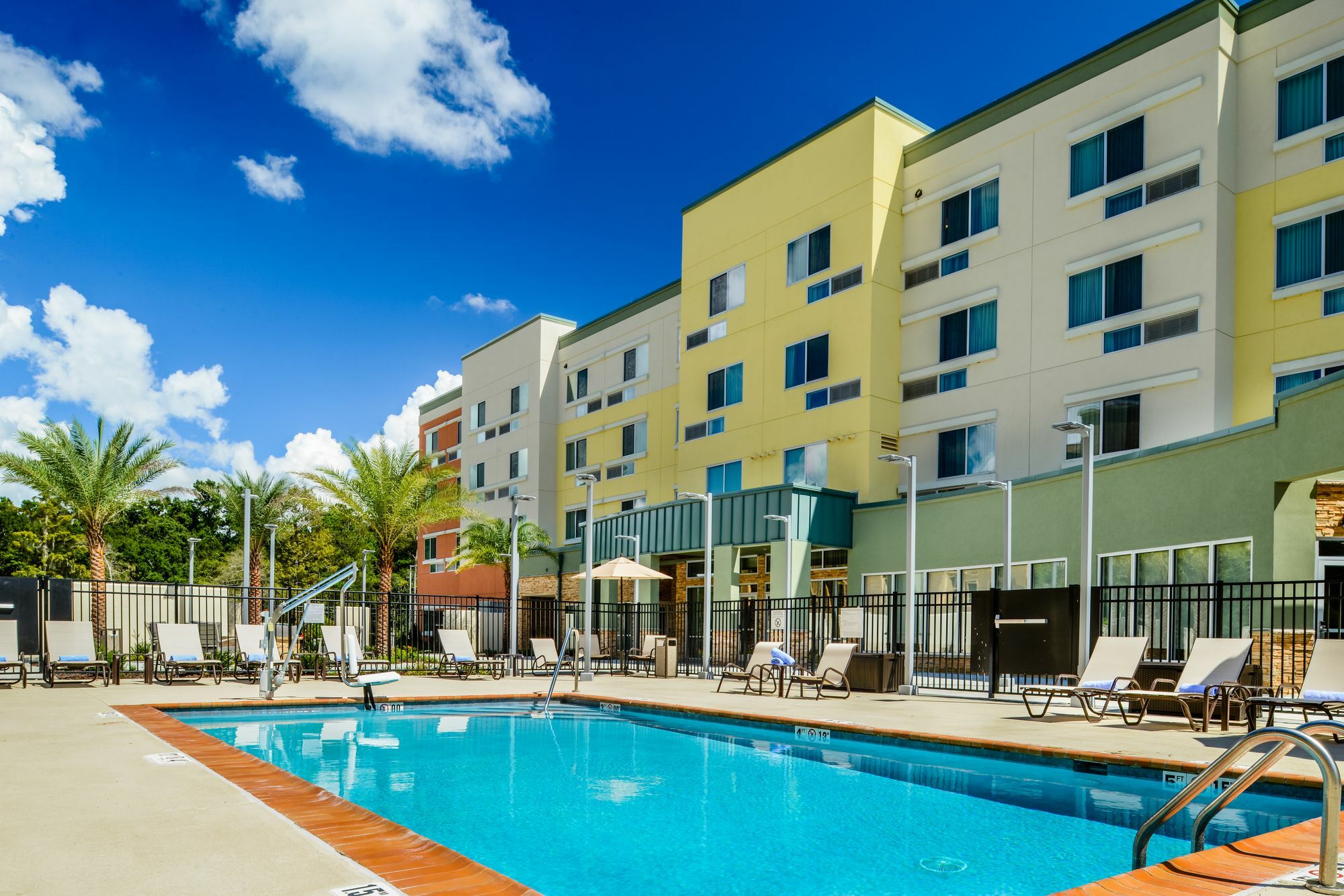 Courtyard Lake Charles Exterior photo